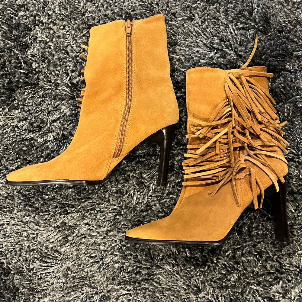 🌺PREDICTIONS VINTAGE TAN SUEDE FRINGE ANKLE BOOT SIZE 5.5🌺 - Picture 4 of 10